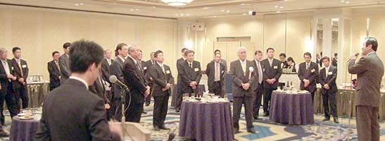 ���e����